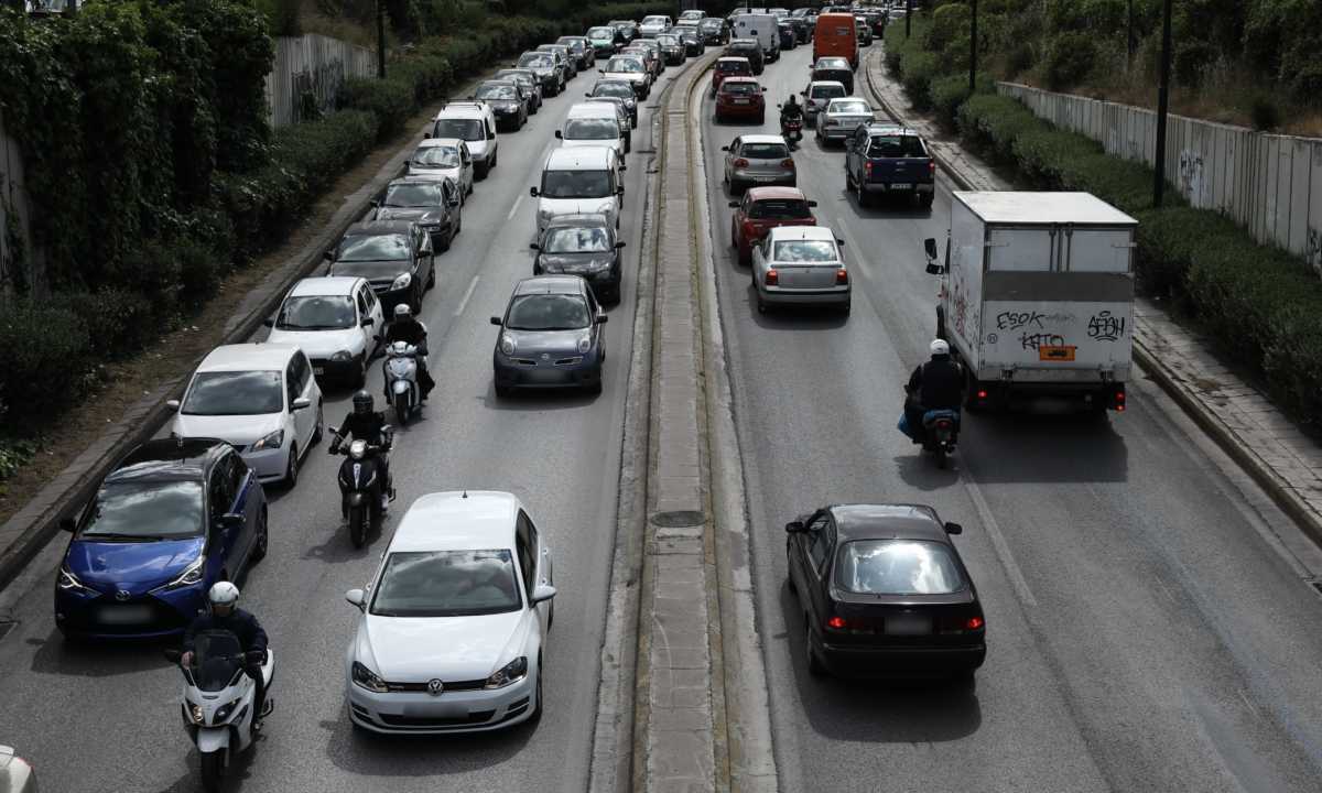 Μεγάλη μείωση στις πωλήσεις αυτοκινήτων τον Ιανουάριο