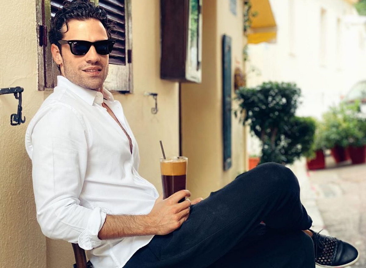 Κωνσταντίνος Αργυρός: Τριήμερο στην Μύκονο και βόλτες με το φουσκωτό [vids]