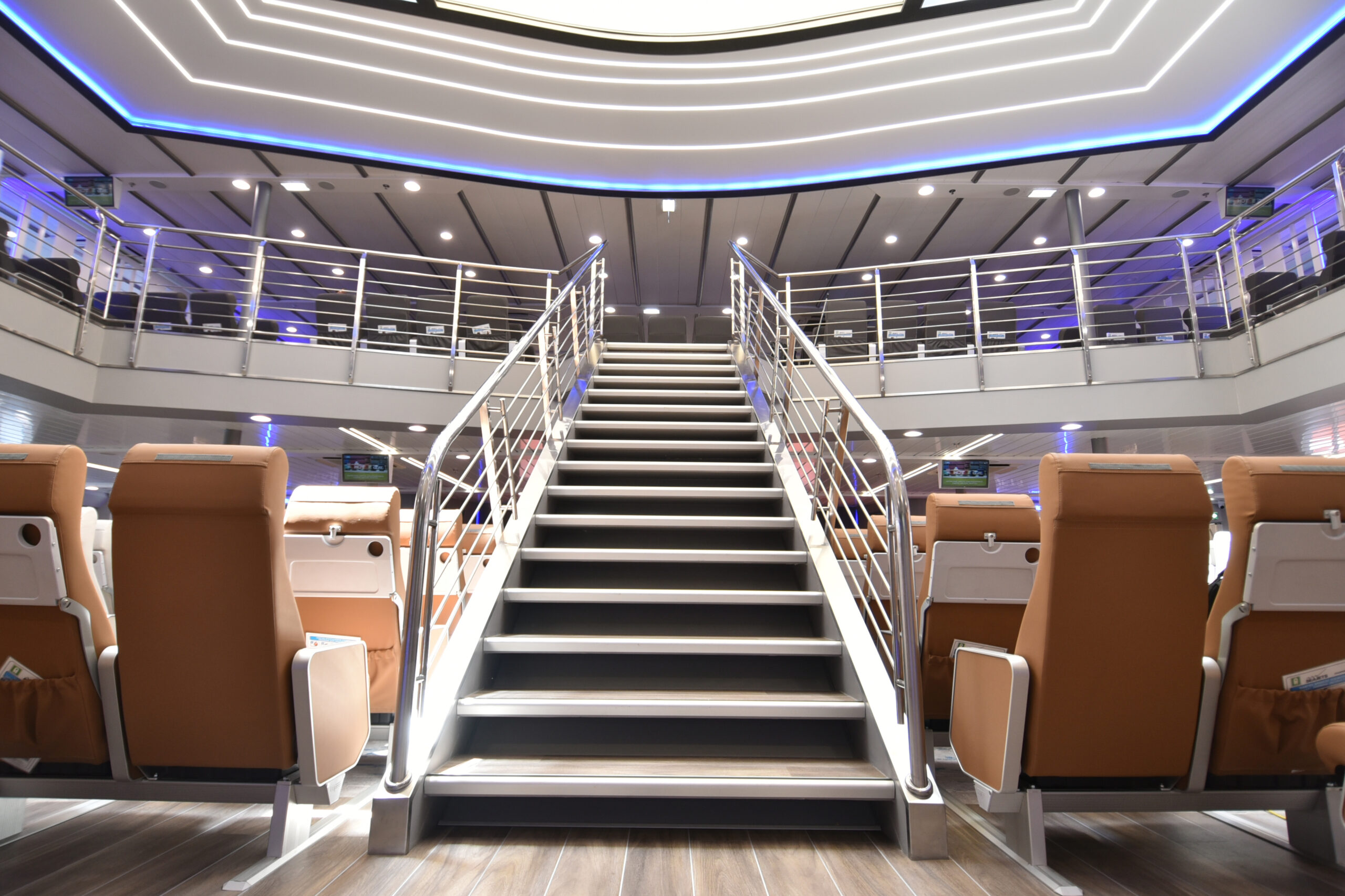 champion jet interior