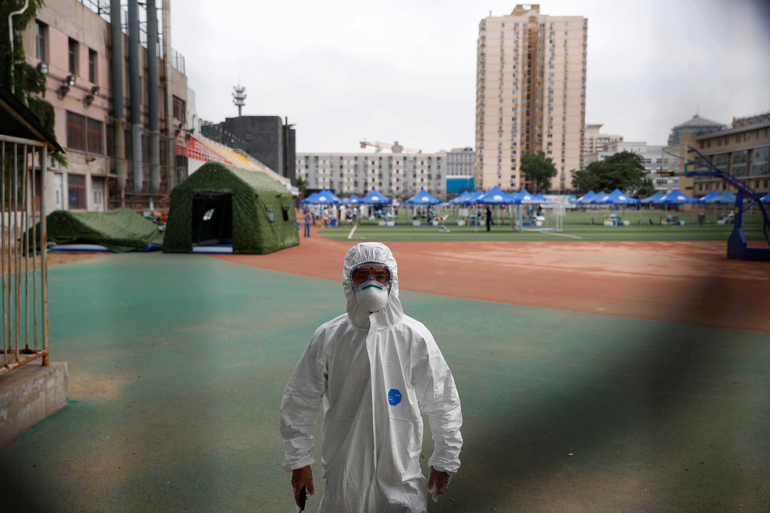 Ο εφιάλτης του κορονοϊού επιστρέφει – Νέα μέτρα στο Πεκίνο, έκλεισαν σχολεία