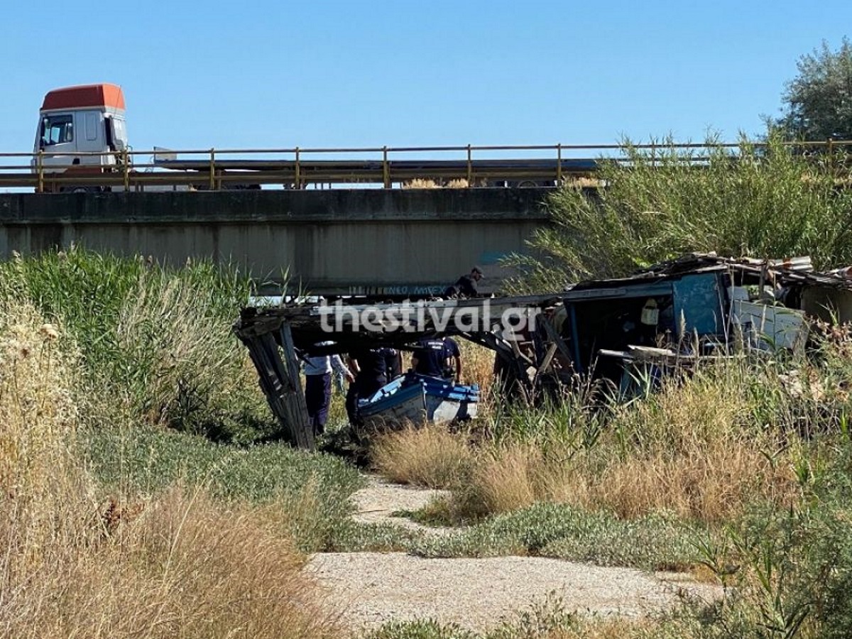 Πτώμα σε προχωρημένη αποσύνθεση βρέθηκε δίπλα σε έλος στη Θεσσαλονίκη!(video)