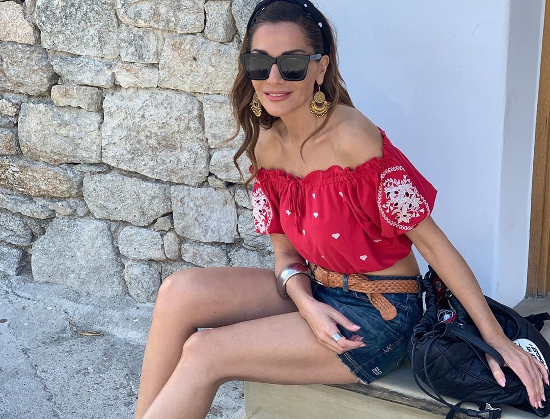 Δέσποινα Βανδή: Σαββατοκύριακο στην Τζιά με καλούς φίλους! [pics,vid]