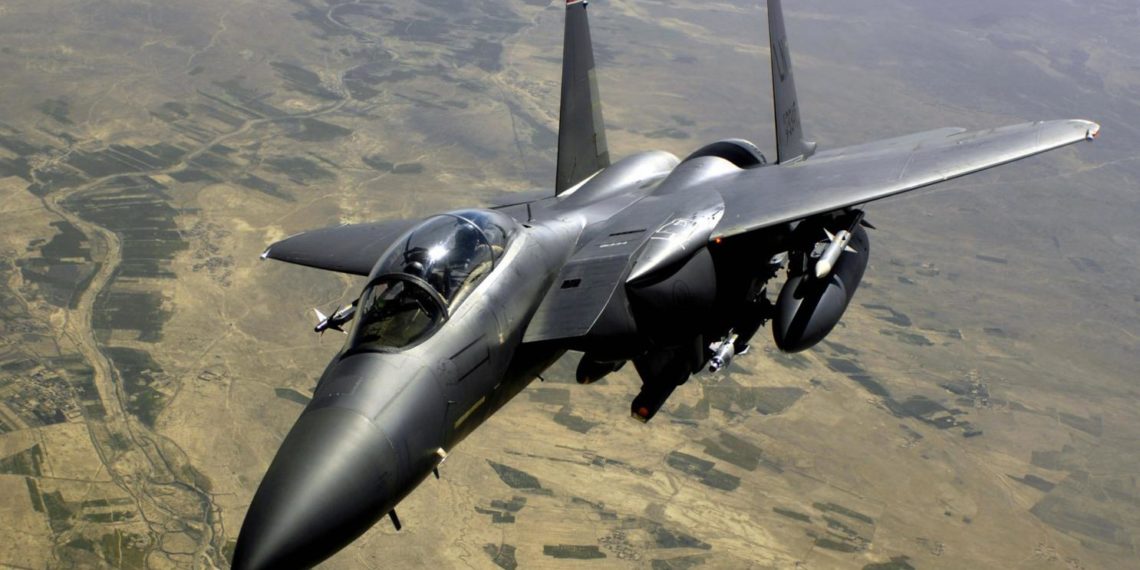 Συντριβή F-15 της Πολεμικής Αεροπορίας των ΗΠΑ – Έρευνες για τον πιλότο
