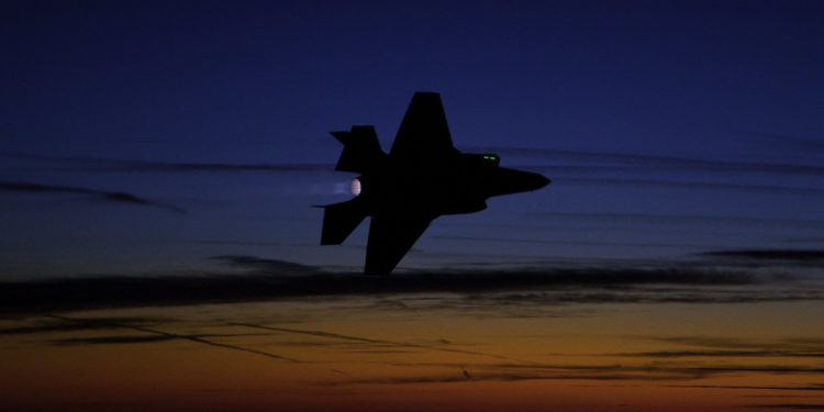 Η ένταση με το Ιράν κλιμακώνεται και οι ΗΠΑ δεν έχουν επιλογή: F-35 σηκώνονται για ακόμη μία φορά στη Μέση Ανατολή