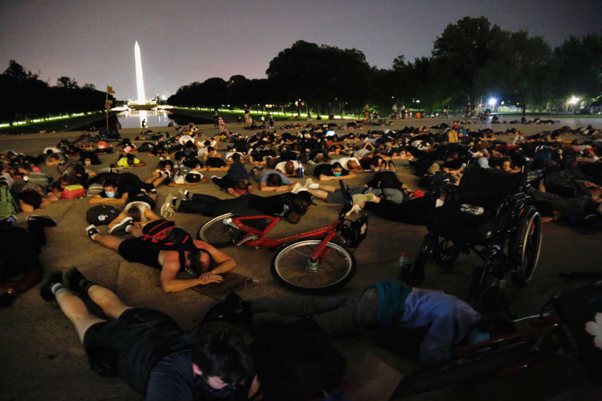 Τζορτζ Φλόιντ: Ξανά στους δρόμους χιλιάδες διαδηλωτές στις ΗΠΑ (pics)