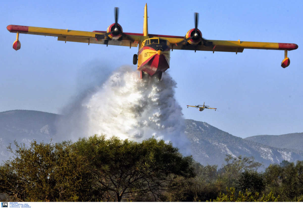 Άγιο Όρος: Μαίνεται η φωτιά! Σε εξέλιξη η μάχη των Πυροσβεστών με τις φλόγες