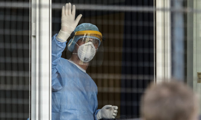 Νοσοκομειακοί γιατροί: «Η άδεια ειδικού σκοπού επιβαρύνει τους εργαζόμενους υγειονομικούς»