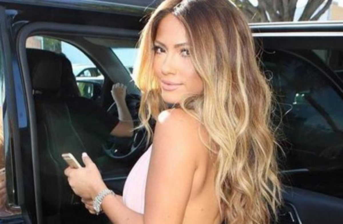 Το κουνελάκι του Playboy που όλοι μπερδεύουν με την Τζένιφερ Λόπεζ!