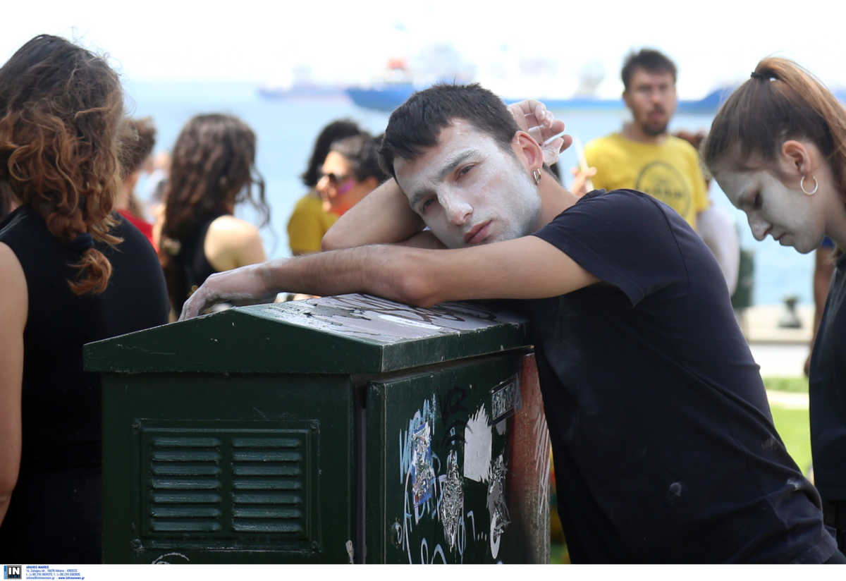 Θεσσαλονίκη: Μια πορεία διαφορετική από τις άλλες! Κέντρισαν τα βλέμματα στο κέντρο της πόλης (Φωτό)