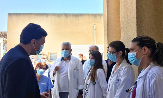 Κικίλιας: Εξοπλίζονται τα νησιά απέναντι στον κορονοϊό – Νέος ιατροτεχνολογικός εξοπλισμός στη Ρόδο