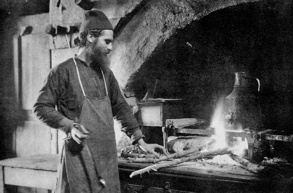 Τα 7 +1 «μυστικά» που απογειώνουν τη γεύση των αγιορείτικων φαγητών