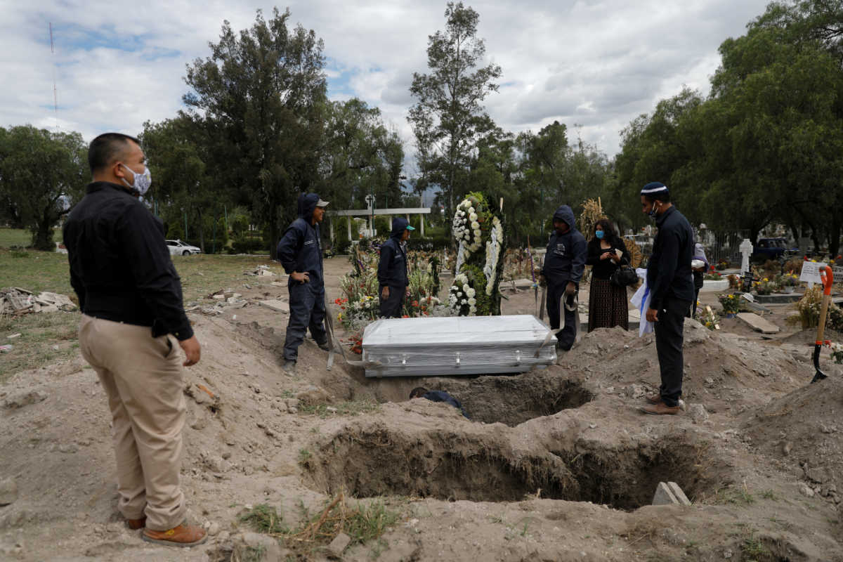 Μεξικό: Ατέλειωτο νεκροταφείο! Ρεκόρ θανάτων σε ένα 24ωρο… διπλάσιο από το προηγούμενο