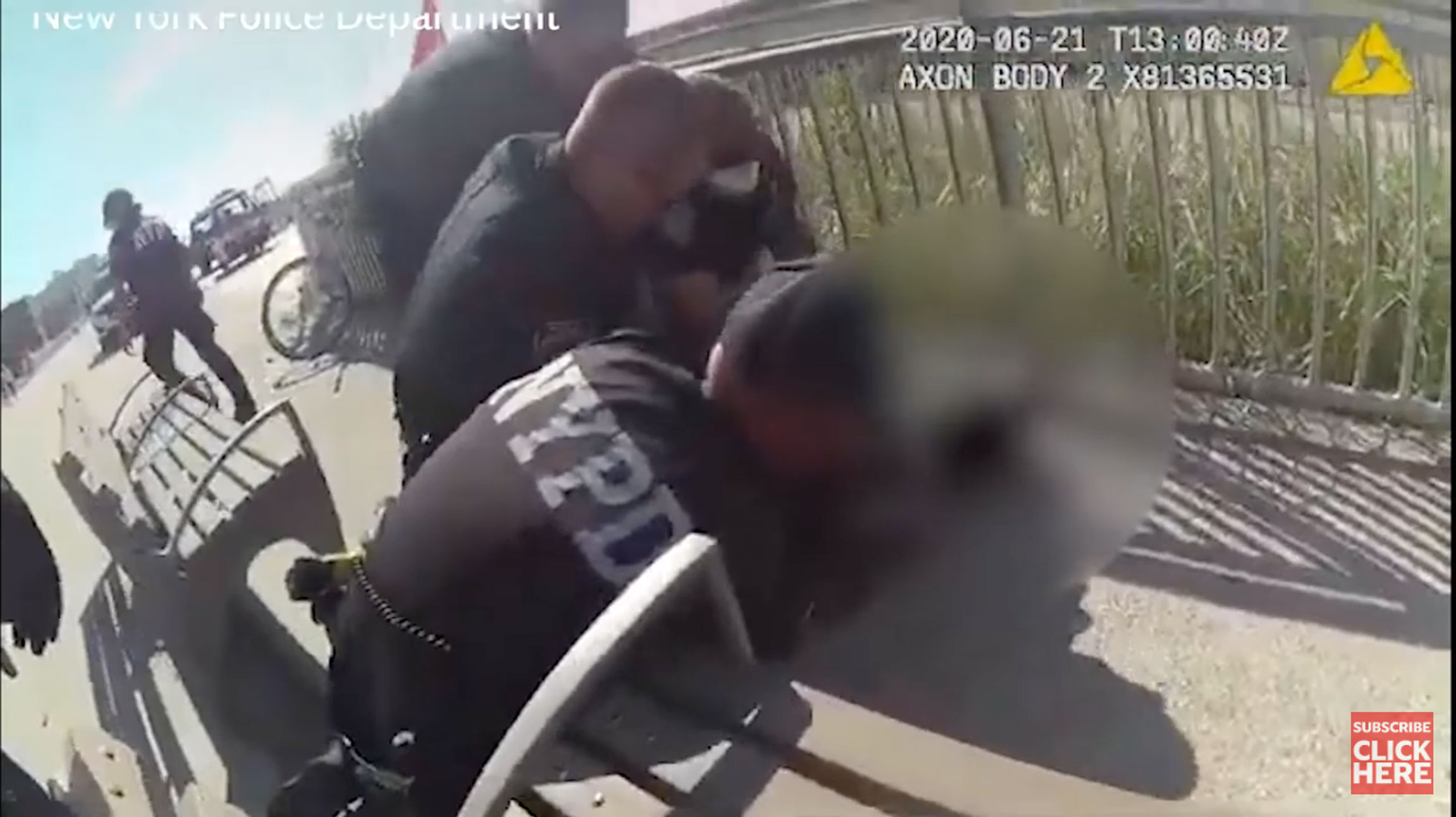 Νέος σάλος στη Νέα Υόρκη: Αστυνομικός σε διαθεσιμότητα ύστερα από κεφαλοκλείδωμα σε συλληφθέντα (video)