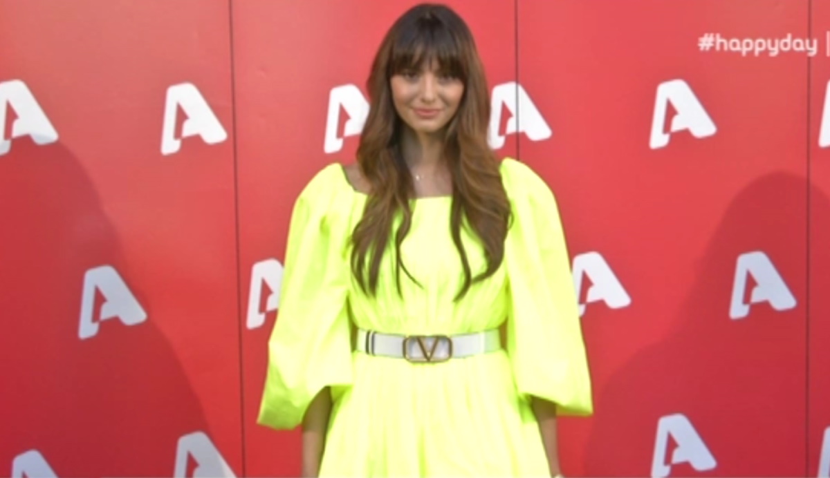 “Δεν είμαι διάδοχος, έχω μεγαλώσει με την Ελένη Μενεγάκη”