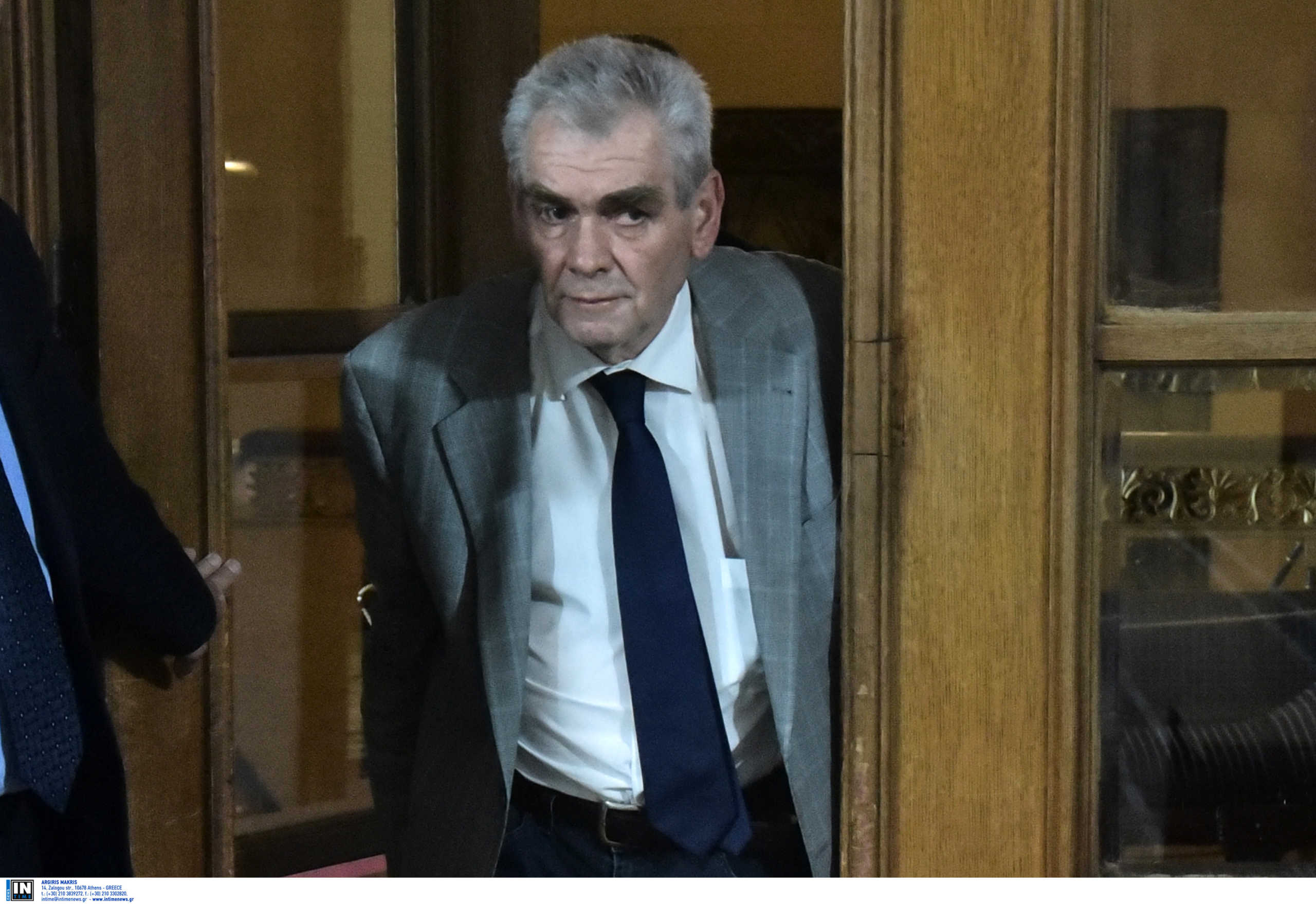 Μήνυμα Παπαγγελόπουλου σε Παππά – Τι είπε στους κοινοβουλευτικούς συντάκτες