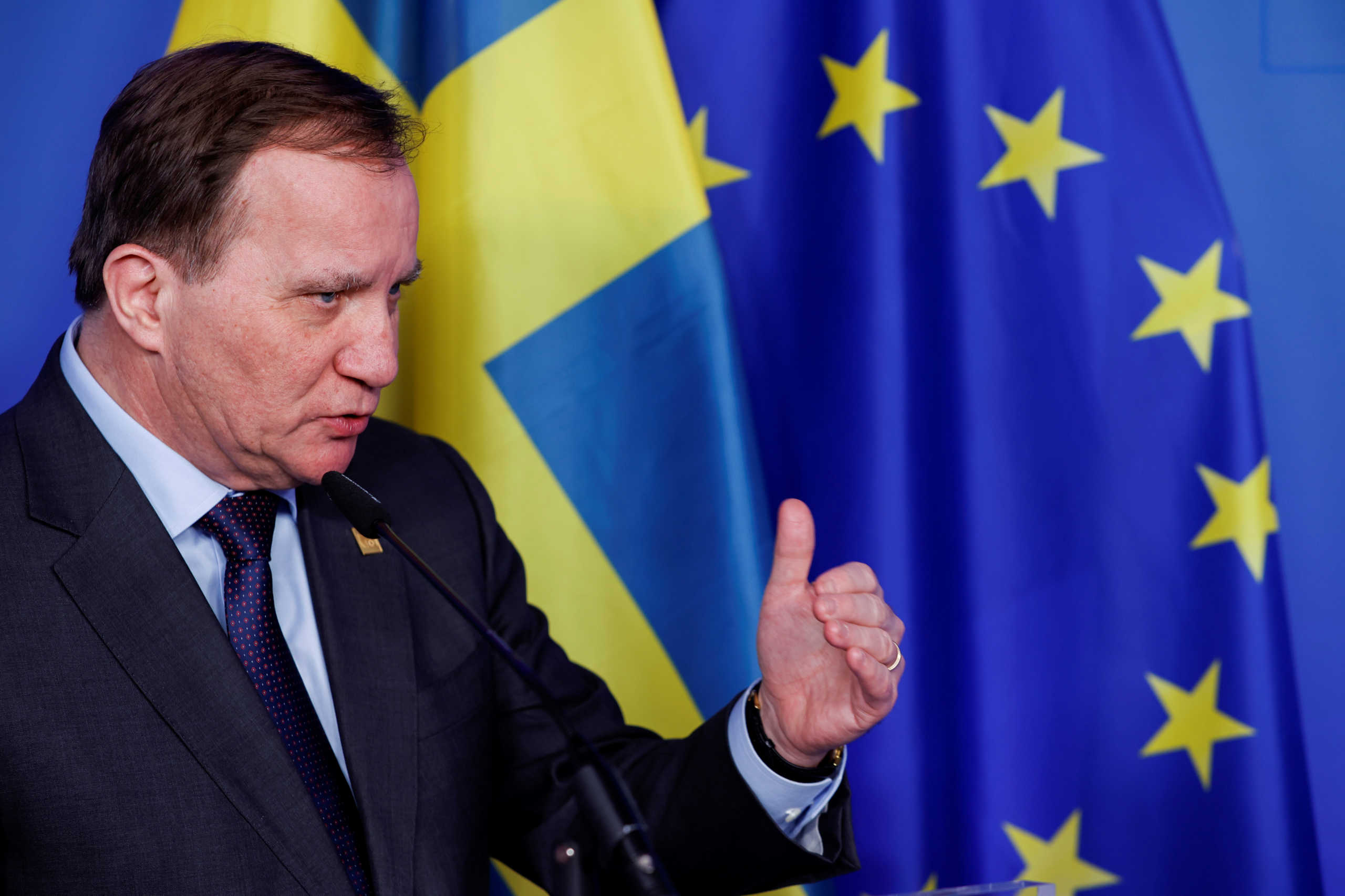 Σουηδία: Τι απαντά η κυβέρνηση στις επικρίσεις για την αντιμετώπιση της επιδημίας