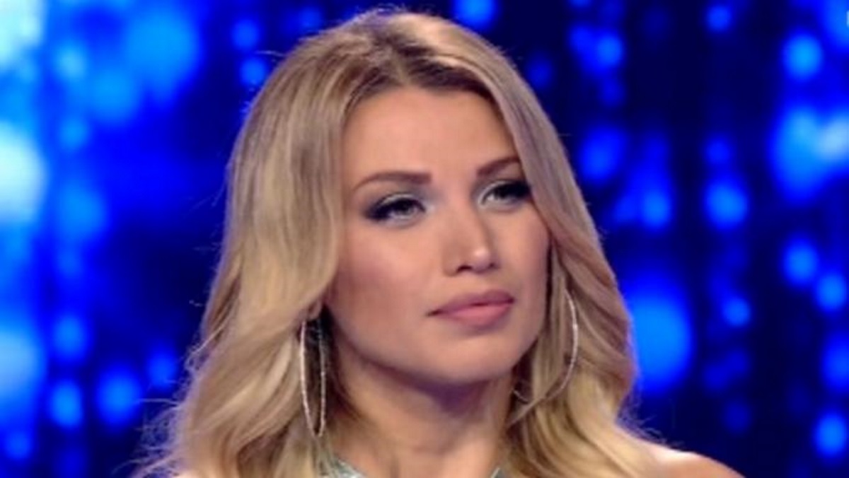 Άφωνη η Κωνσταντίνα Σπυροπούλου με τη Χριστίνα Παππά! «Εγώ όταν θέλω να λύσω τις διαφορές μου…»