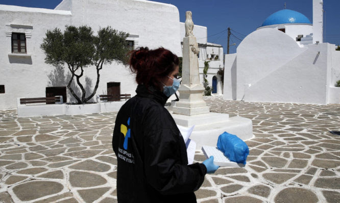 Κορονοϊός: Ποια προβλήματα θα προκύψουν με τα κρούσματα στους τουριστικούς προορισμούς