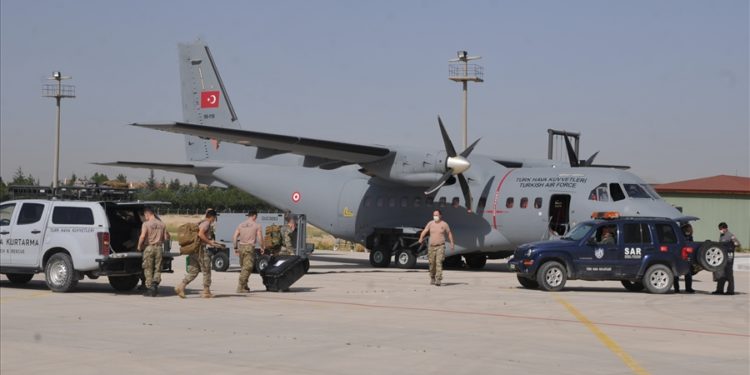 Τουρκική αερογέφυρα προς τη Λιβύη φέρνει όπλα και εξοπλισμό στον εμφύλιο (pics)