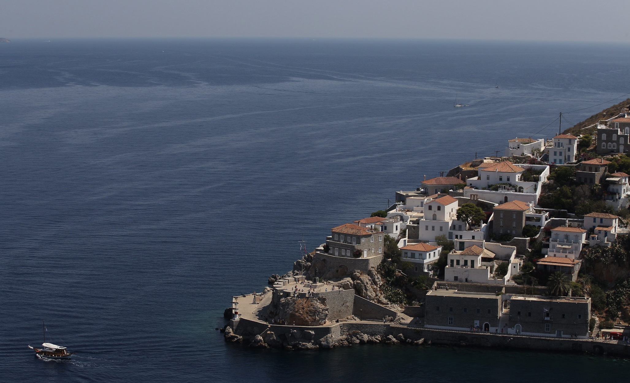Τέσσερα νησιά δίπλα στην Αθήνα ιδανικά για Σαββατοκύριακο