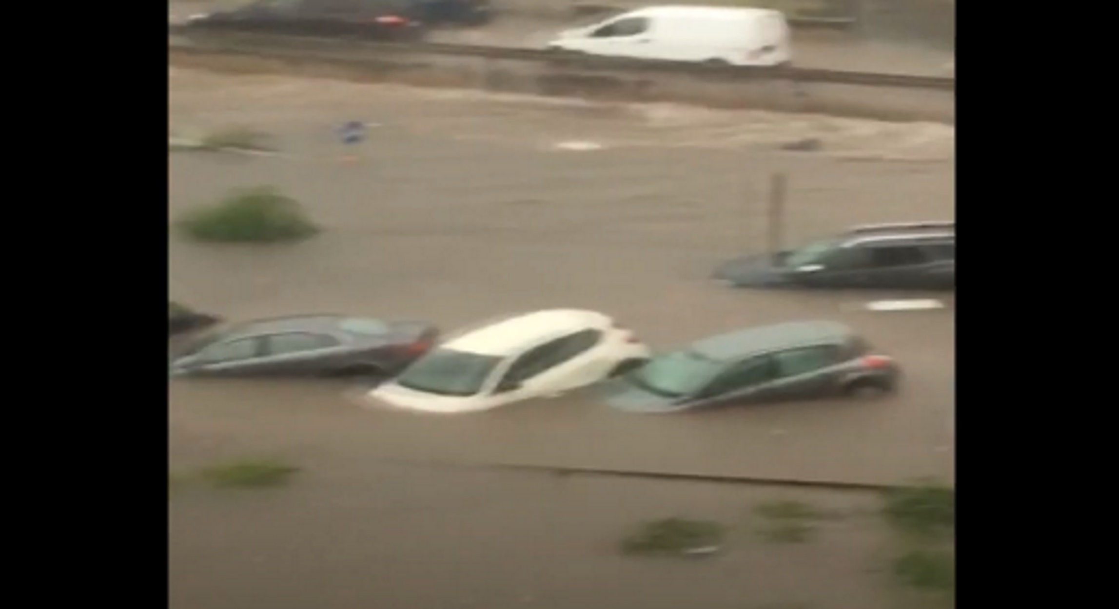 Σικελία: Νεκροί, πλημμύρες και καταστροφές (pic, video)