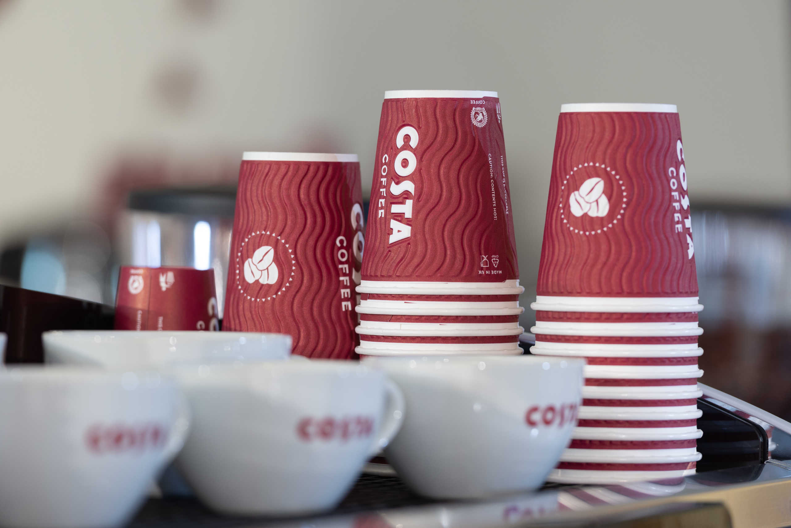 Coca-Cola Τρία Έψιλον και Coca-Cola Hellas φέρνουν στην Ελλάδα τα προϊόντα Costa Coffee