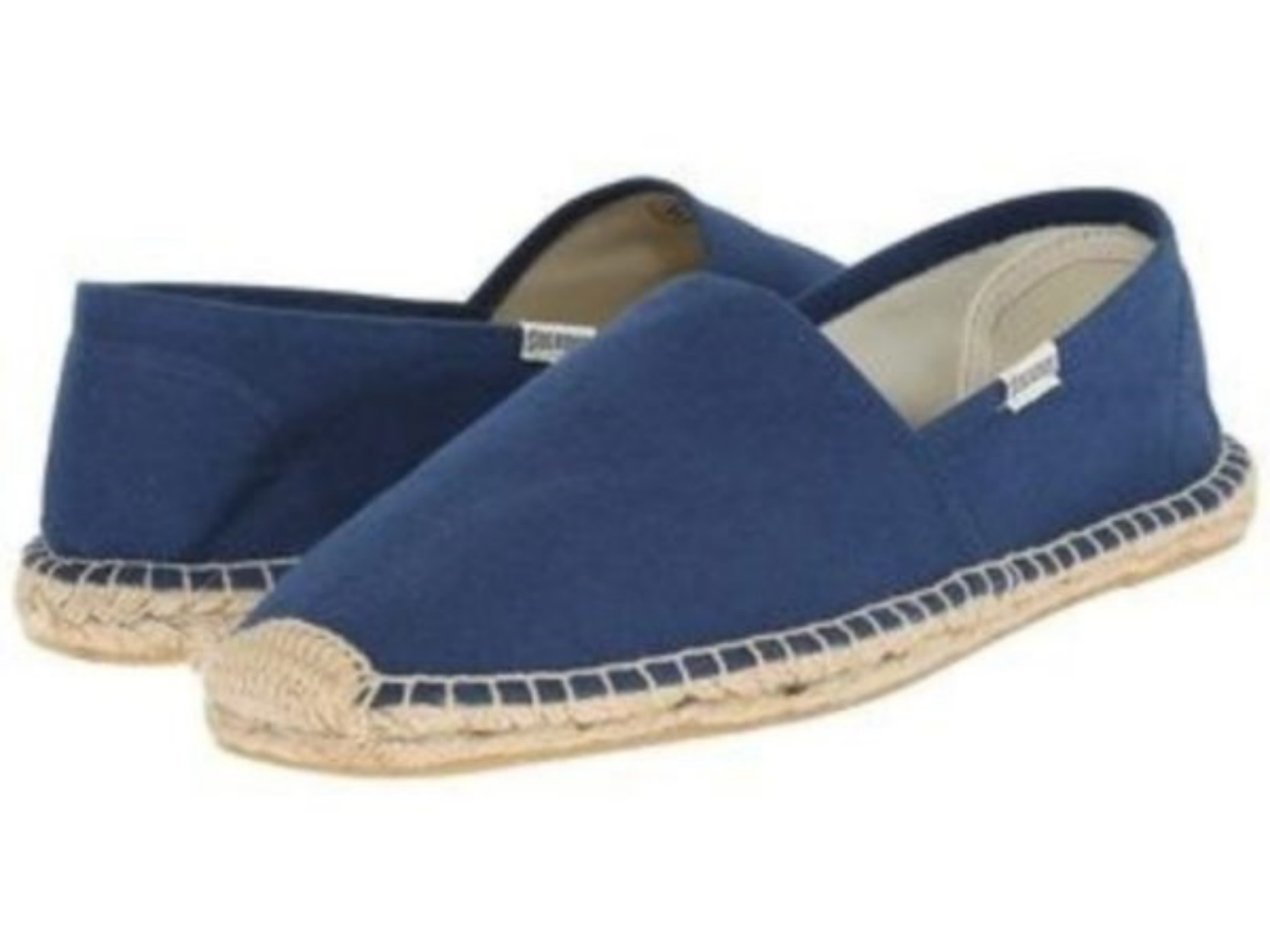 Όσο και να τις μισείτε, οι εσπαντρίγιες είναι το must-have του καλοκαιριού