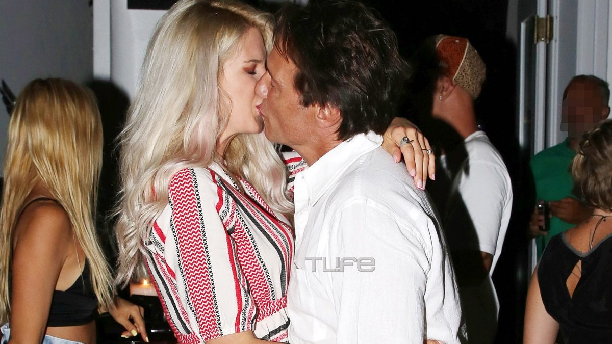 Στράτος Τζώρτζογλου – Σοφία Μαριόλα: Τα “καυτά” φιλιά τους στα σοκάκια της Μυκόνου [pics]