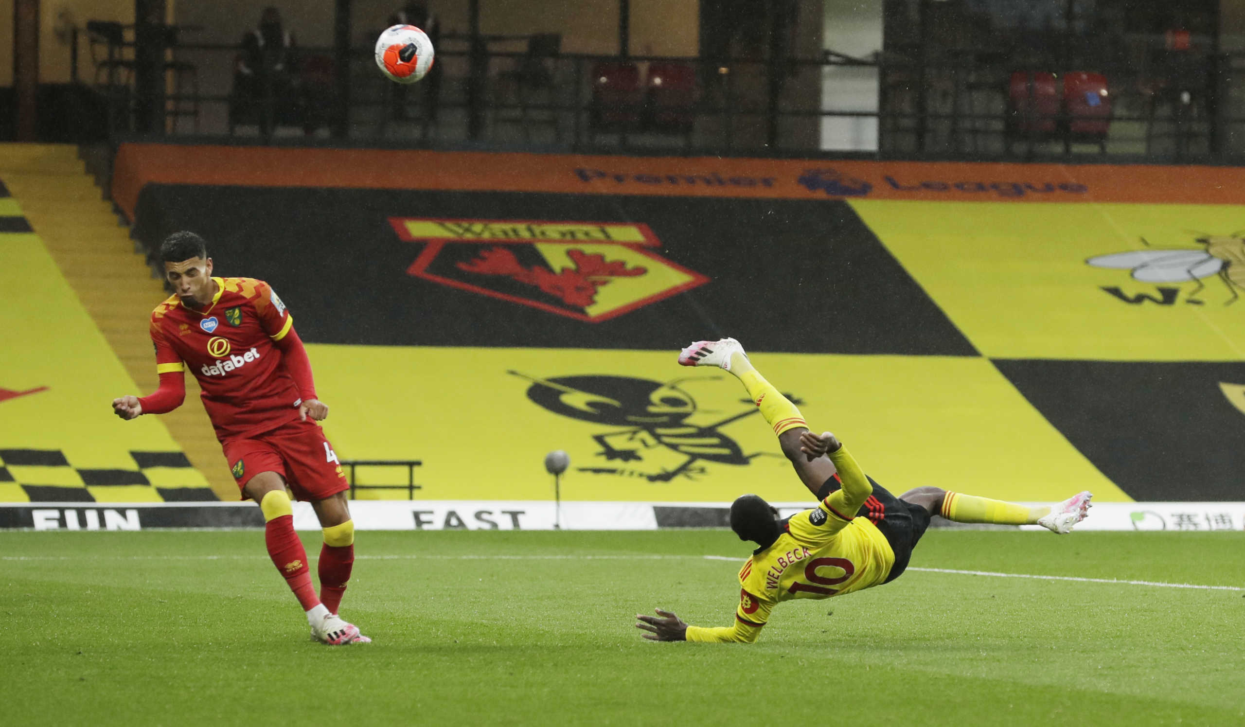 Soccer Football - Premier League - Watford v Norwich City - Vicarage Road, Watford, Britain - July 7, 2020 Watford's Danny Welbeck scores their second goal, as play resumes behind closed doors following the outbreak of the coronavirus disease (COVID-19)  Matt Dunham