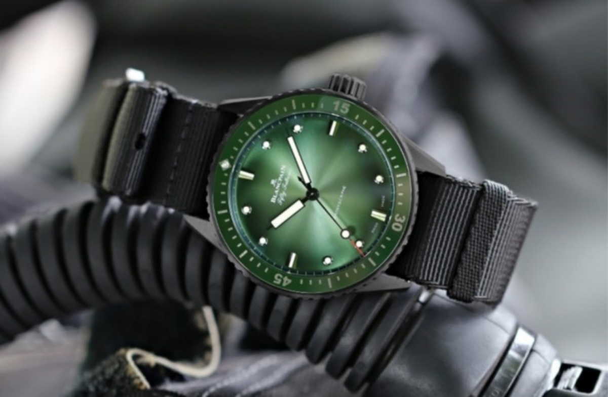 Το νέο καταδυτικό ρολόι της Blancpain είναι αφιερωμένο στους σφυροκέφαλους καρχαρίες