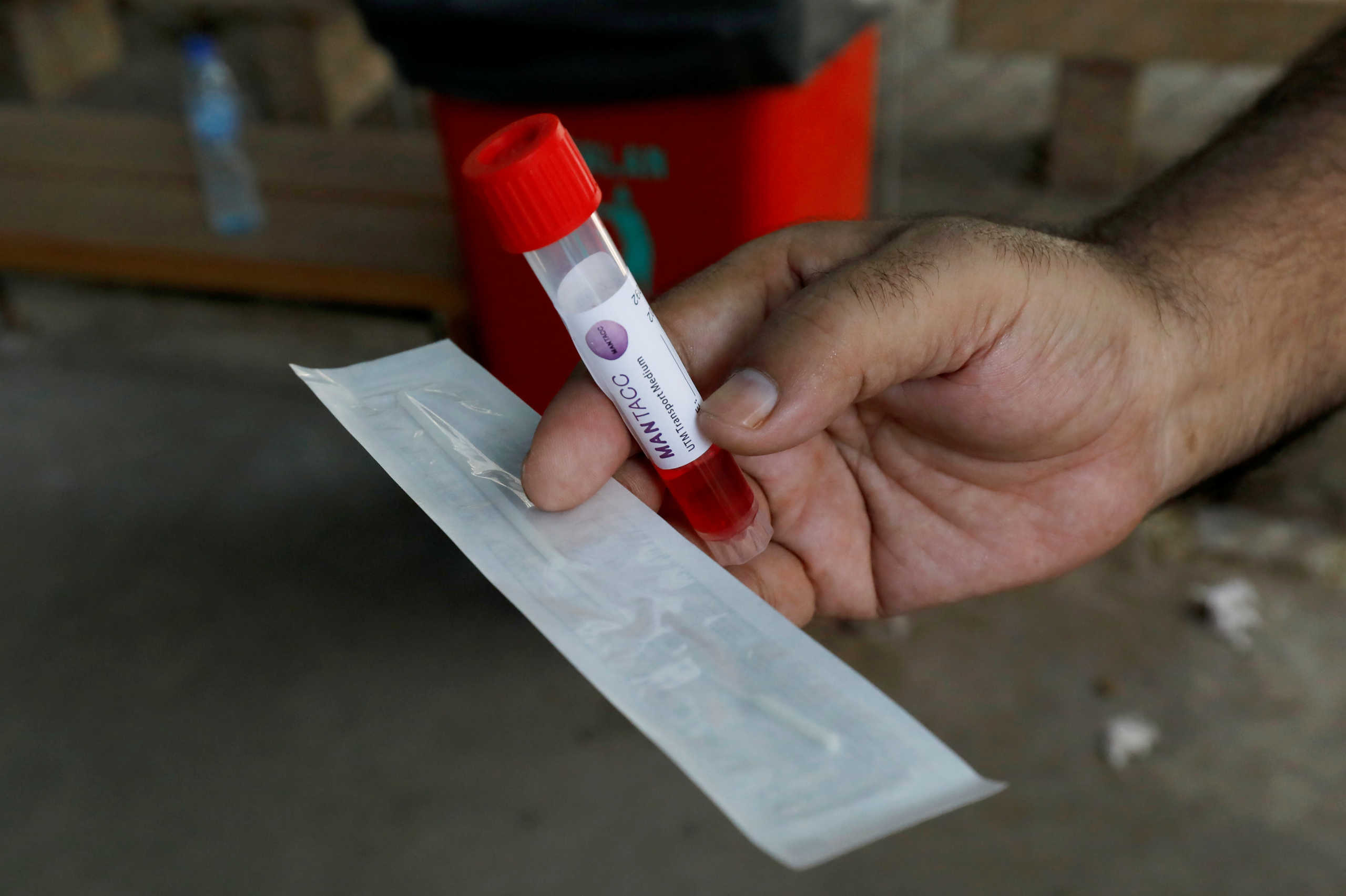 Μόσιαλος: Τι λέει για τα πρώτα αποτελέσματα των εμβολίων σε Οξφόρδη και Κίνα