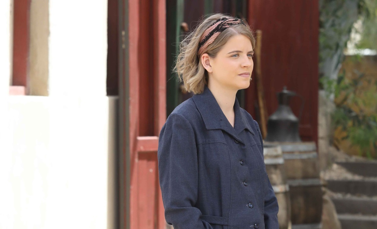 Ιερόδουλη σε καμπαρέ της Τρούμπας η Δρόσω! Το σπόιλερ για τις Άγριες Μέλισσες που προκαλεί σοκ…