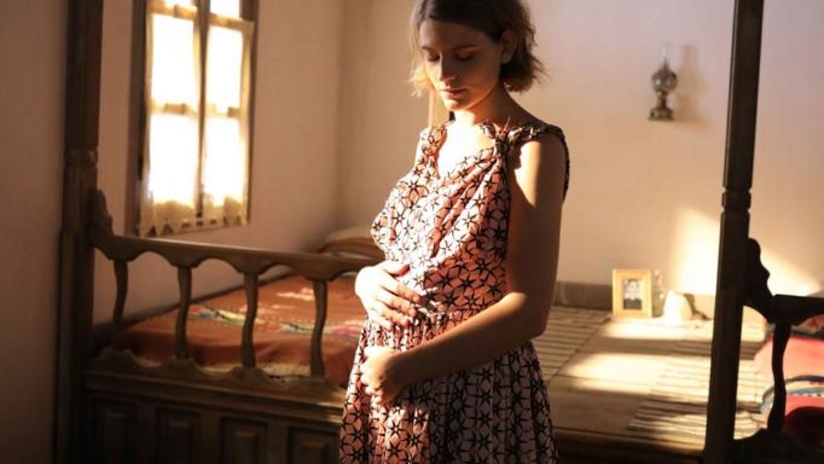 Καταρρέει με φρικτούς πόνους η Δρόσω στις Άγριες Μέλισσες! Η Ελένη δίνει τέλος στο δίλλημά της