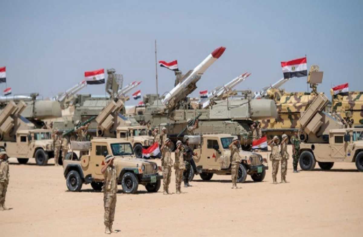 Αιγύπτιος αναλυτής: Όλα δείχνουν πως η Αίγυπτος ετοιμάζεται για πόλεμο