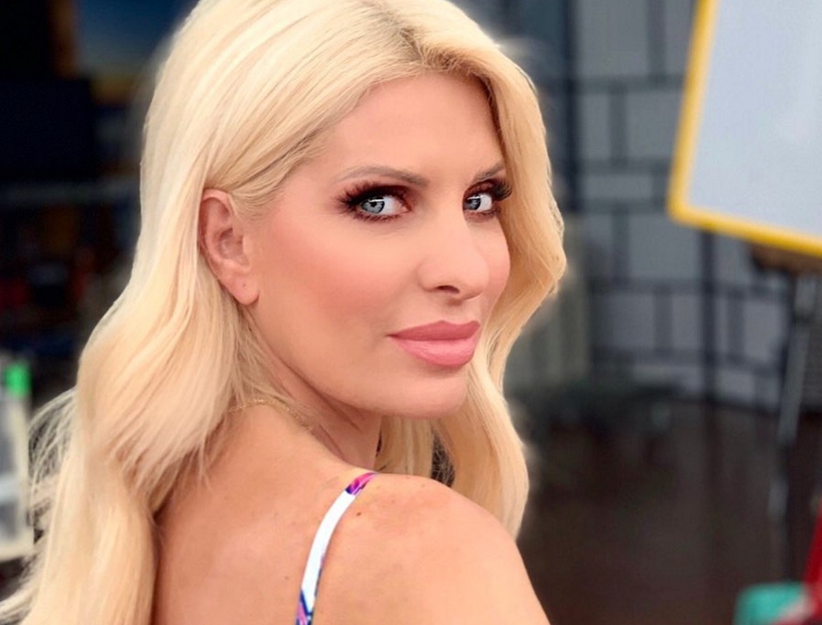 Ελένη Μενεγάκη: Οι διακοπές στην Άνδρο ξεκίνησαν! Έξοδος σε θερινό σινεμά μαζί με τον Μάκη [pic]