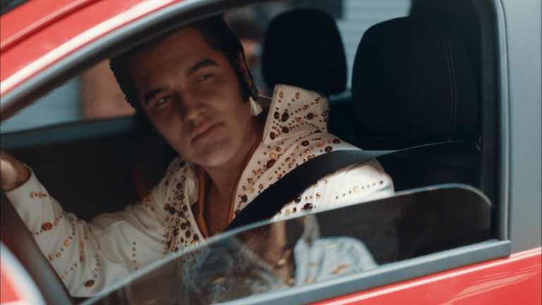Ο Elvis Presley διαφημίζει FIAT; [video]