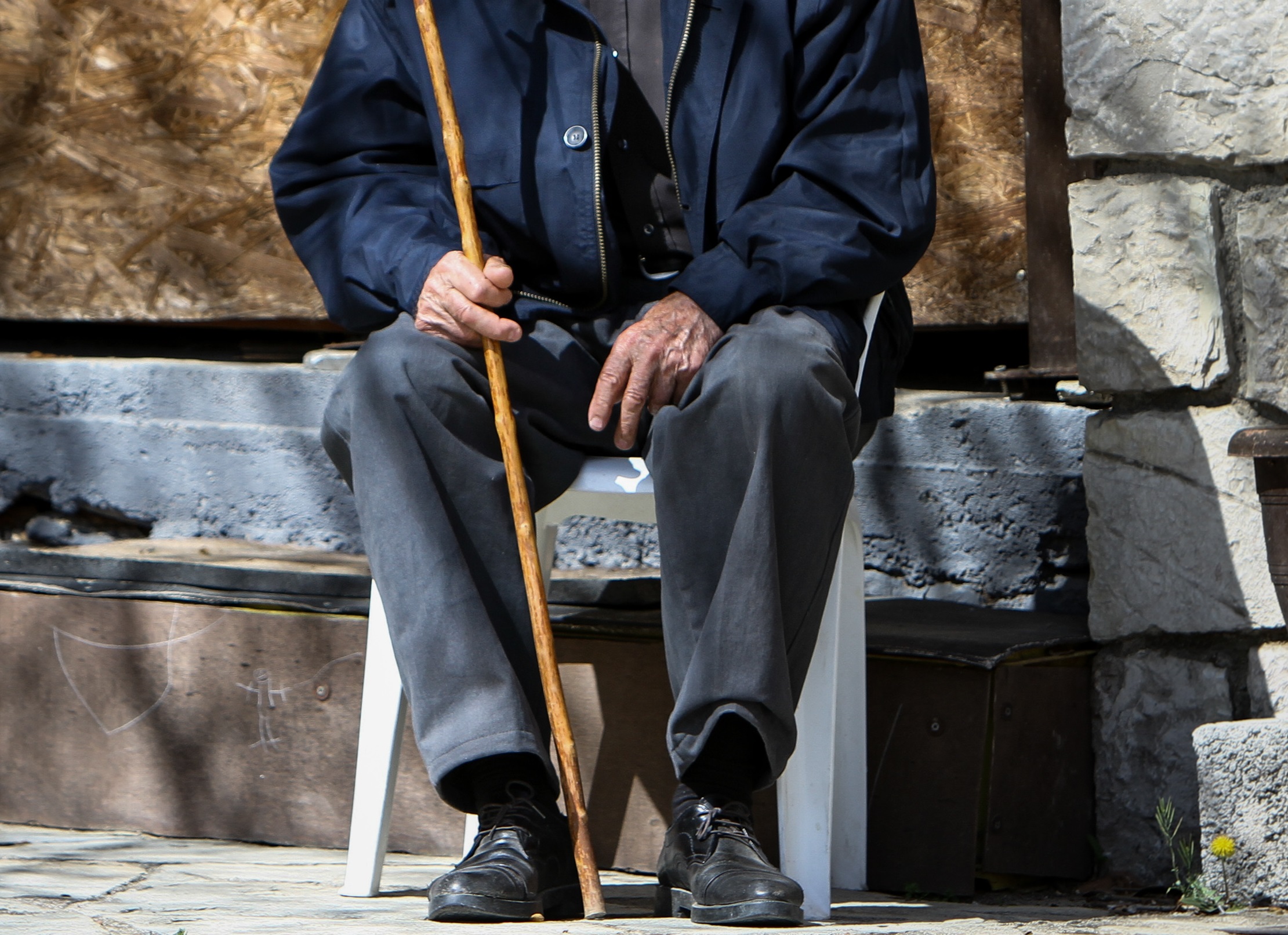 Κρήτη: Ανθρώπινο δράμα – Ηλικιωμένος ζούσε ξεχασμένος σε απόλυτη εγκατάλειψη