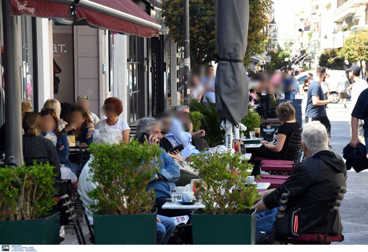 Κορονοϊός: Η μη τήρηση των μέτρων θα φέρει νέα μέτρα – Ανησυχία για τα κρούσματα στην Αττική