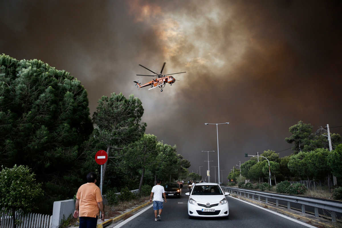 Πόρισμα κόλαφος για το Μάτι: Παρακολουθούσαν αμέτοχοι τη φωτιά σαν τον Ξέρξη