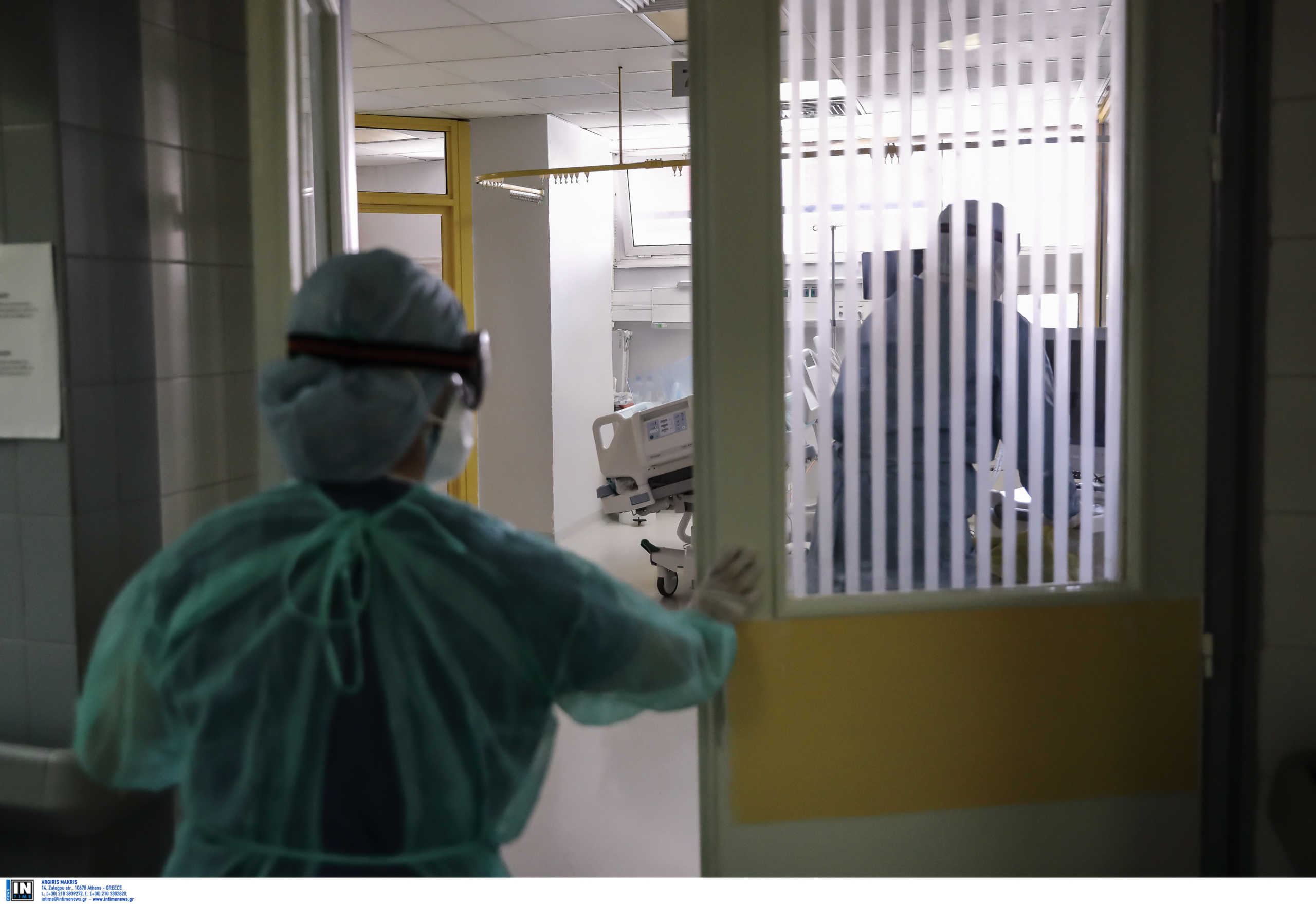 Κορονοϊός: Τρεις νεκροί μέσα σε λίγες ώρες – 423 τα θύματα του φονικού ιού