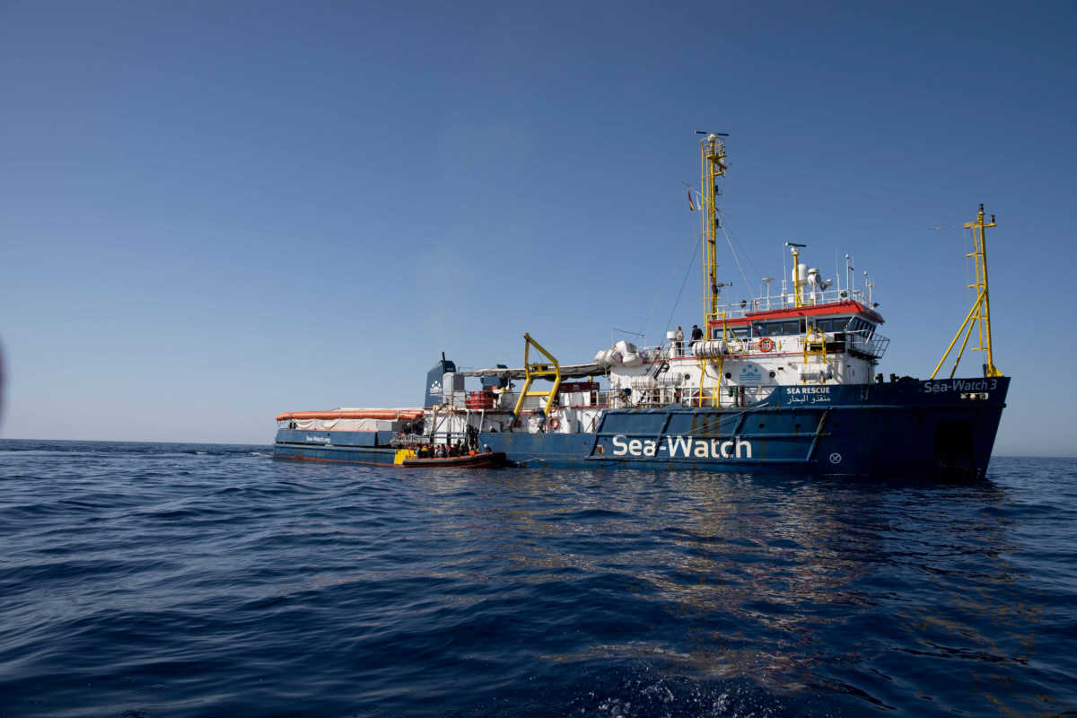 Η Ιταλία κατάσχεσε το Sea Watch 3 που διέσωζε μετανάστες