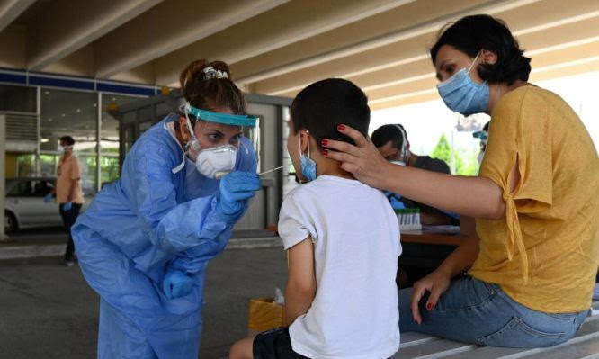 Κοντοζαμάνης: 9.000 τεστ ημερησίως πραγματοποιούνται στις πύλες εισόδου της χώρας