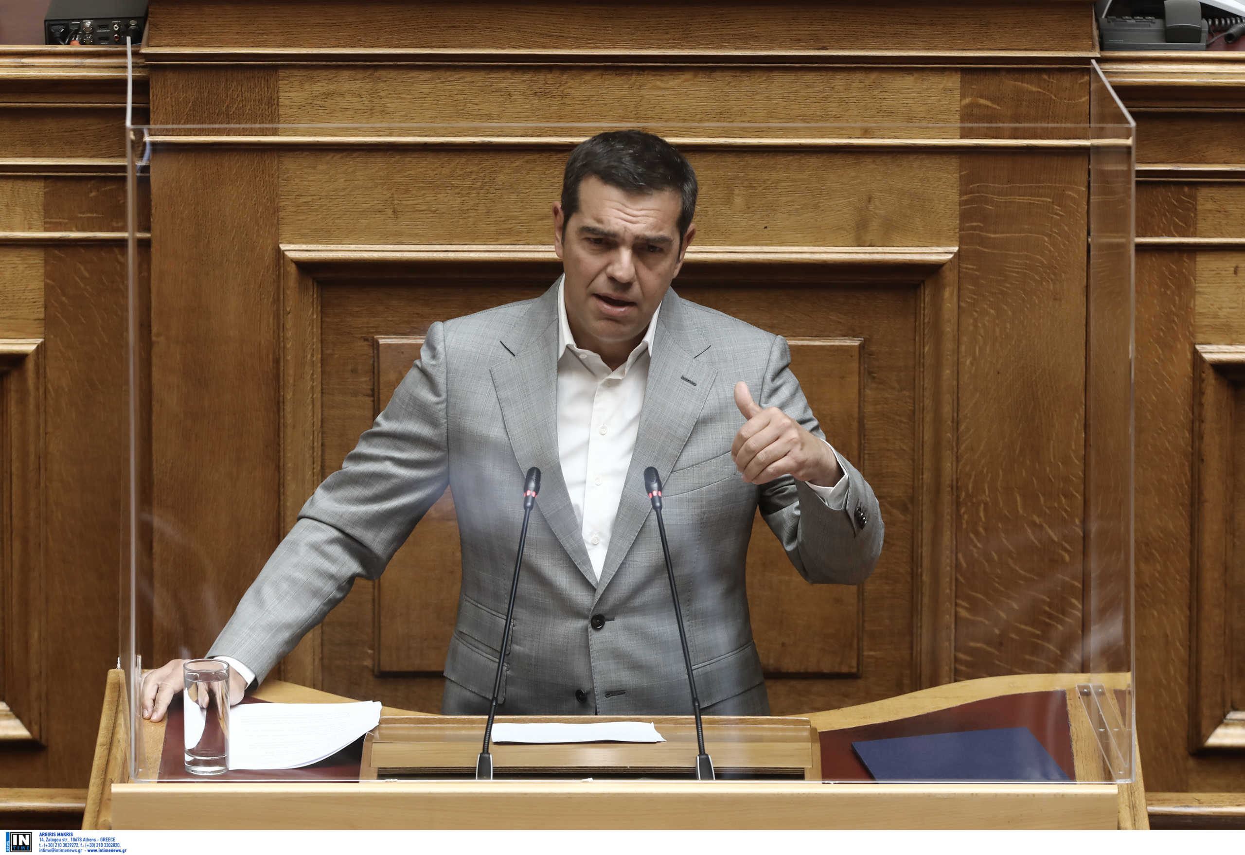 Ο Αλέξης Τσίπρας στη Βουλή για το πτωχευτικό: Πετάνε τους αδύναμους βορά στις τράπεζες