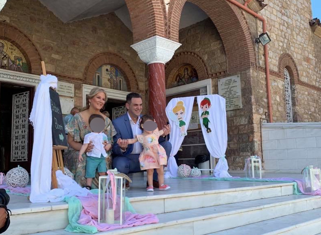Τα καταφέραμε και τα βαφτίσαμε τα δίδυμα!
