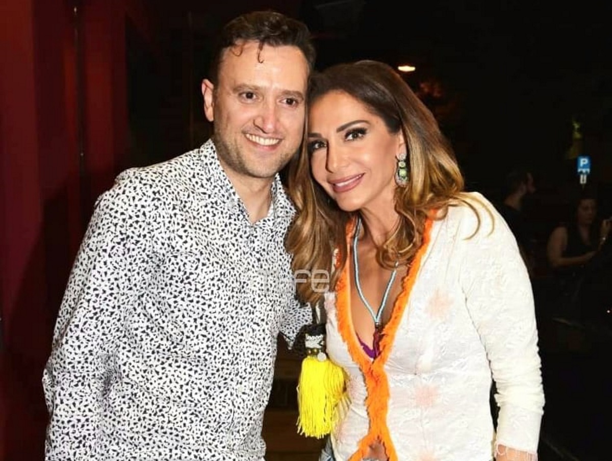 Δέσποινα Βανδή: Θεατρική βραδιά για την τραγουδίστρια!