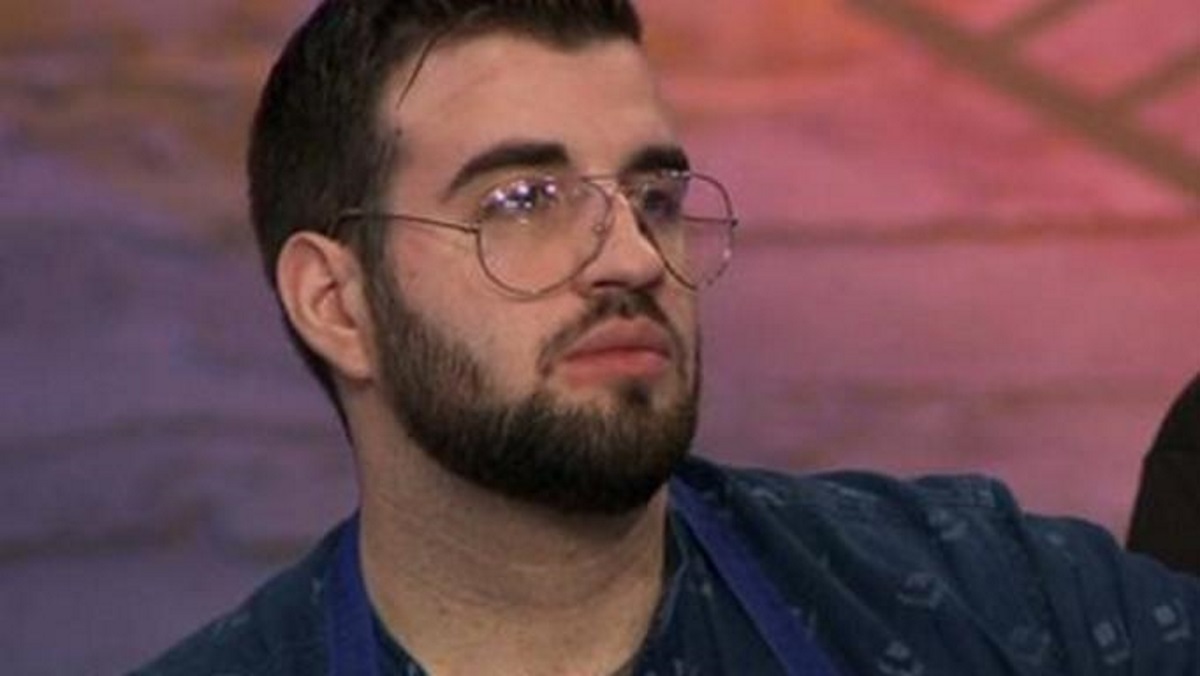 Η πρώτη τηλεοπτική εμφάνιση του Σταύρου Βαρθαλίτη πριν 5 χρόνια στην εκπομπή του Άκη Πετρετζίκη