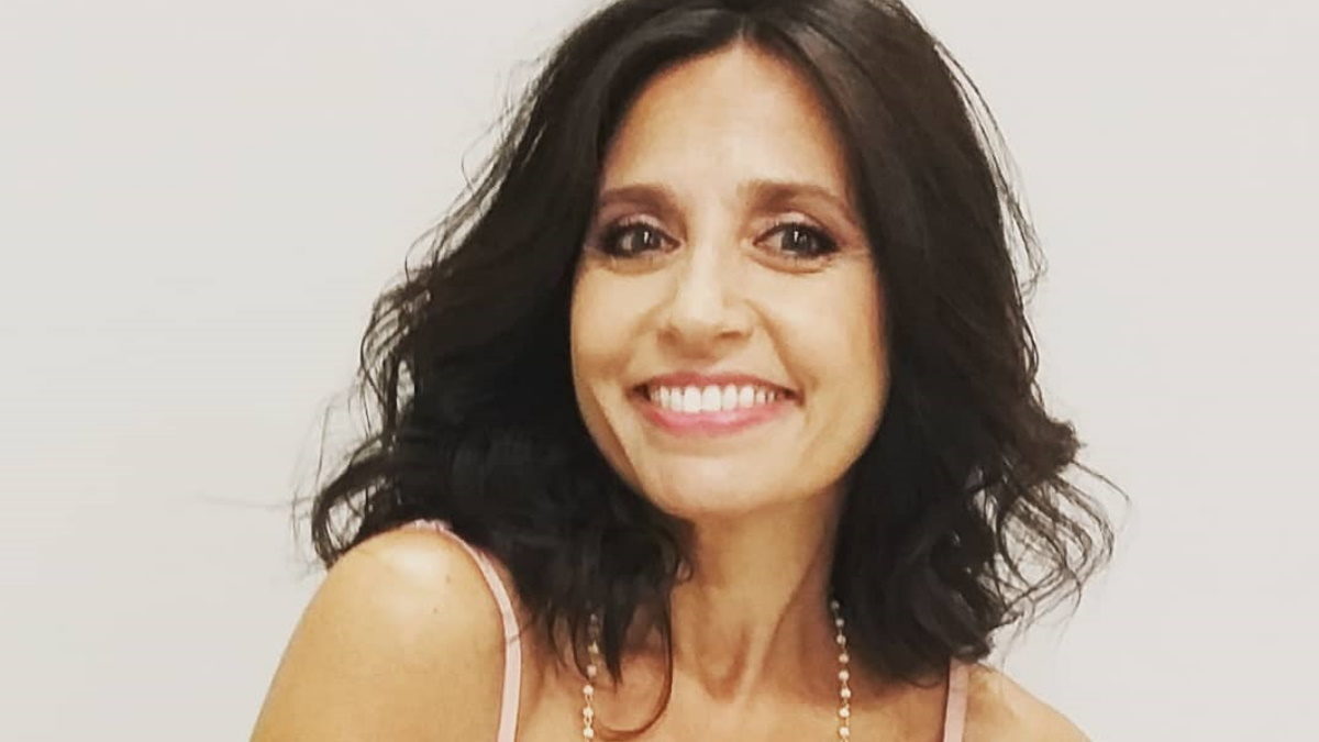 Βάσω Γουλιελμάκη: Ποζάρει με μπικίνι και κόβει ανάσες με το κορμί που διαθέτει στα 50 της!