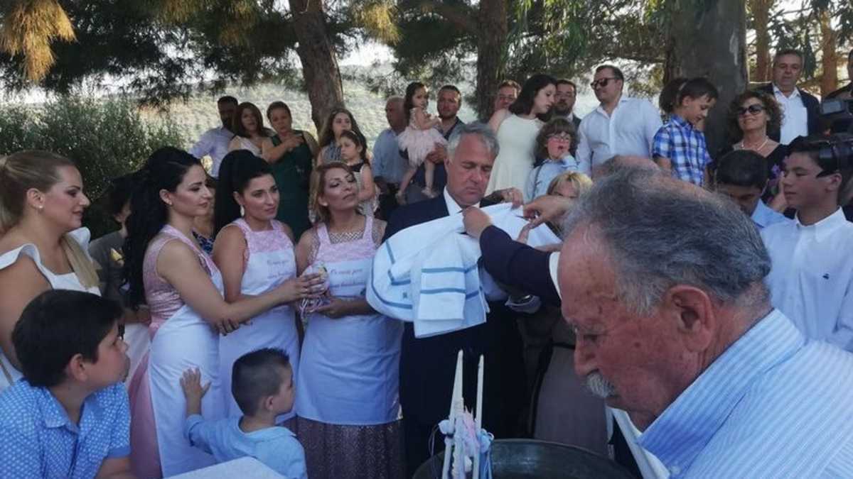 Κρήτη: Νονός ο Μάκης Βορίδης! Η βάπτιση και τα αντικριστά που συζητήθηκαν (Φωτό)