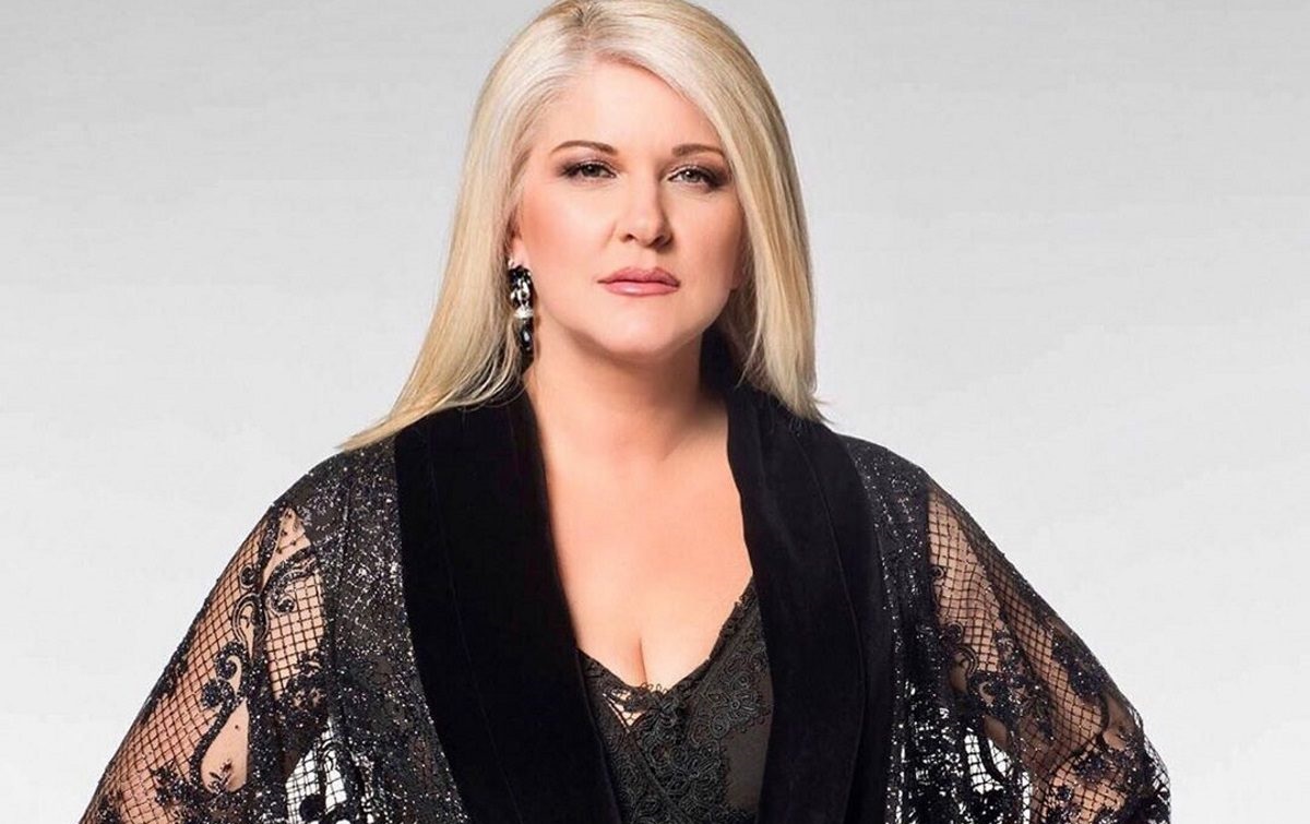 Το πανηγύρι με τη Χαρά Βέρρα που έπεσε πολύ ξύλο! «Πήγε το μπουνίδι σύννεφο»