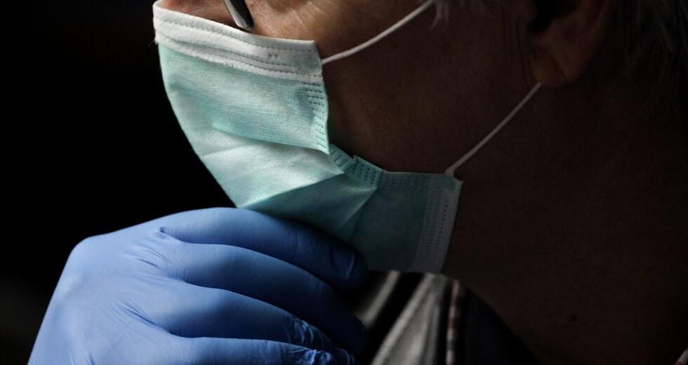 Συγκλονίζει γνωστός ηθοποιός: «Όσο αρνείσαι να βάλεις την μάσκα σου, κάποιοι θα χρειαστούν μάσκα οξυγόνου»